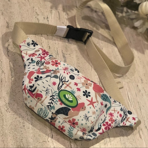 Lily Bloom Handbags - Lily Bloom Fanny Pack